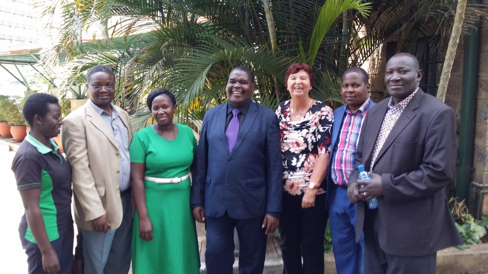 Alice met het Nairobi Team Alice met het Nairobi Team